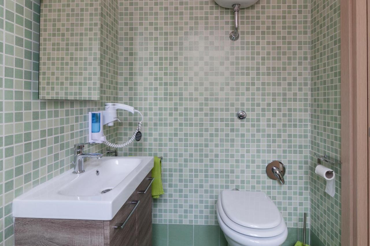 Bnb Etnuvio, Double Rooms In 那不勒斯 外观 照片